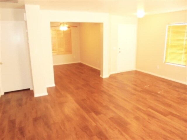Building Photo - 10778 W Louise Dr