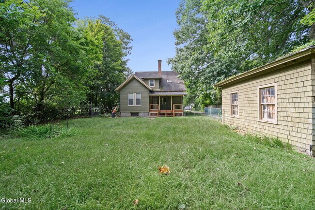 Building Photo - 2301 Campbell Ave