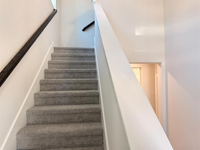 Building Photo - 1007 Knox River Dr