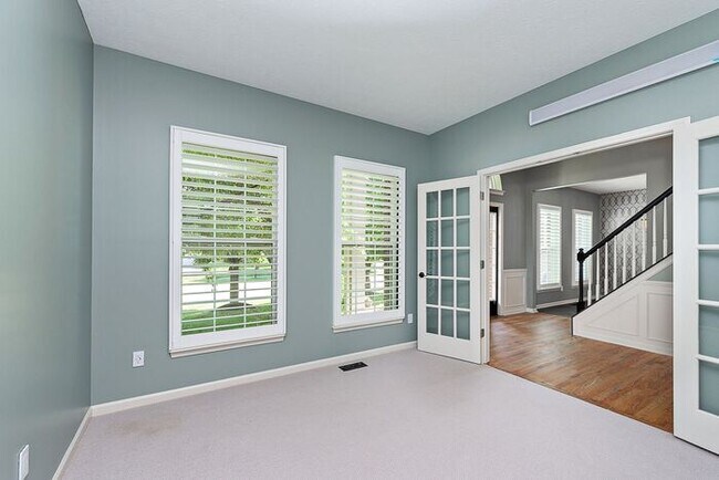 Building Photo - Stunning 6 Bed 3.5 Bath Carmel Home With Finished Basement an Fenced Yard!