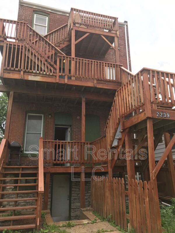 Building Photo - 2239 Keokuk St