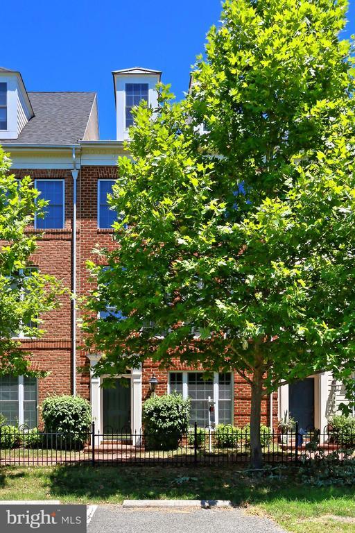 Building Photo - 478 Ferdinand Day Dr