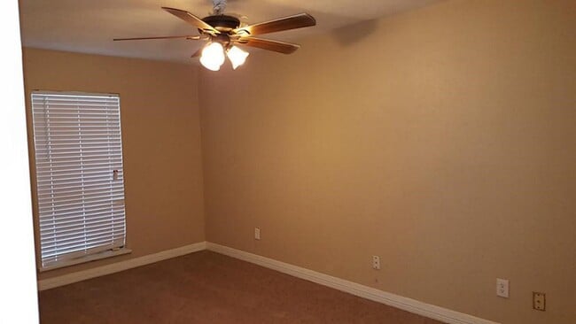 Building Photo - 15311 Camino Del Sol Dr