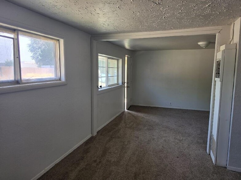 Building Photo - 5316 Laster Ln