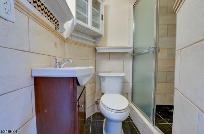 Building Photo - 33 Fairmount Ave