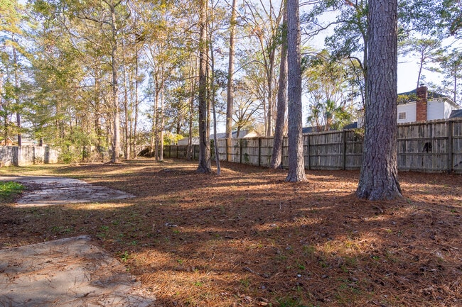 Building Photo - 1051 Waltons Ct