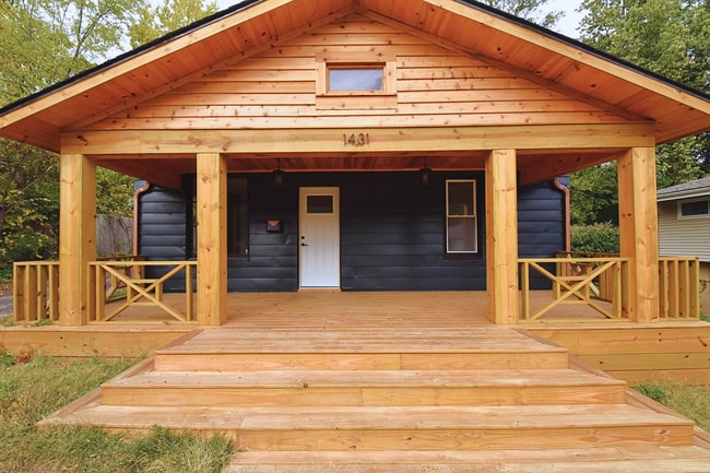 Building Photo - 1431 E Rouse Ave