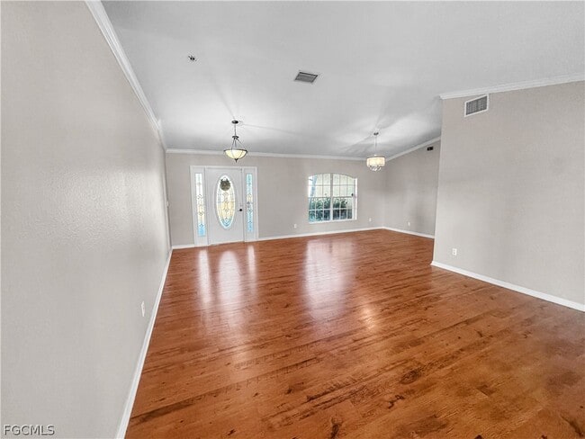 Building Photo - 326 SW 29th St