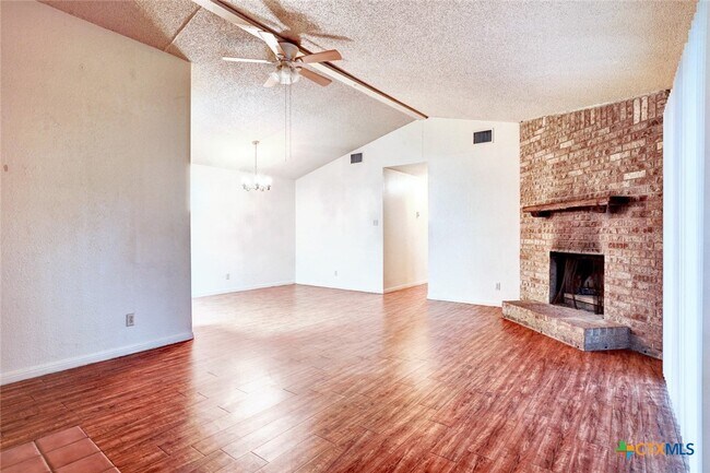 Building Photo - 108 Hughson Ct
