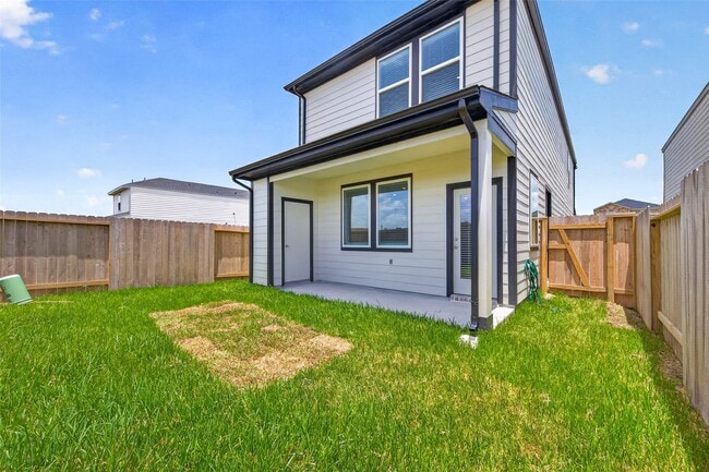 Building Photo - 1738 Revolution Way