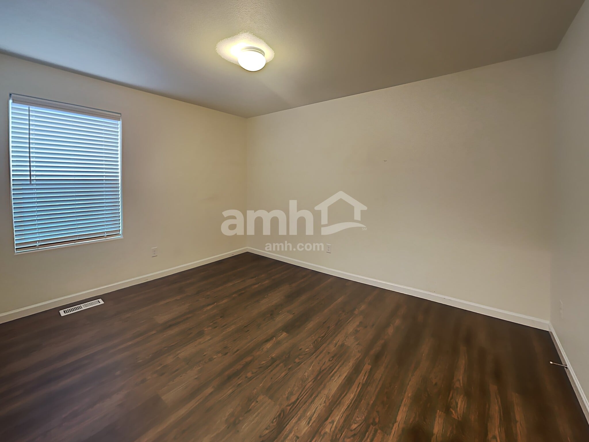 Building Photo - 1963 NW 22nd St