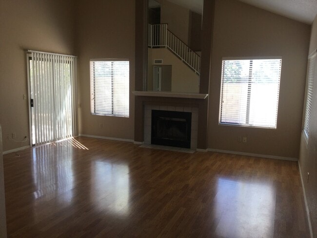 Building Photo - Beautiful Ahwatukee Home!