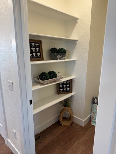 Building Photo - 344 Arrowhead Dr