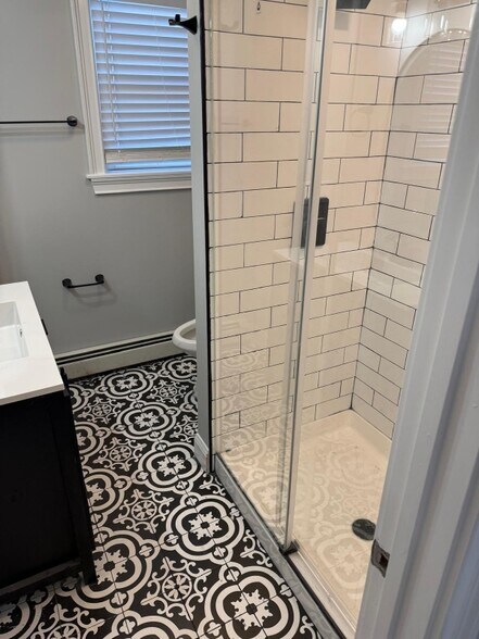 Building Photo - 8 Octavia St