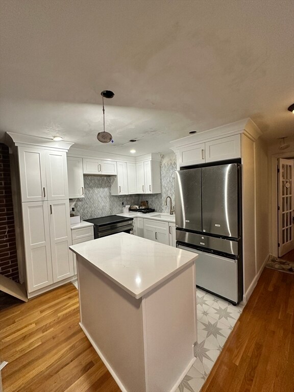 Building Photo - 3 Devens St