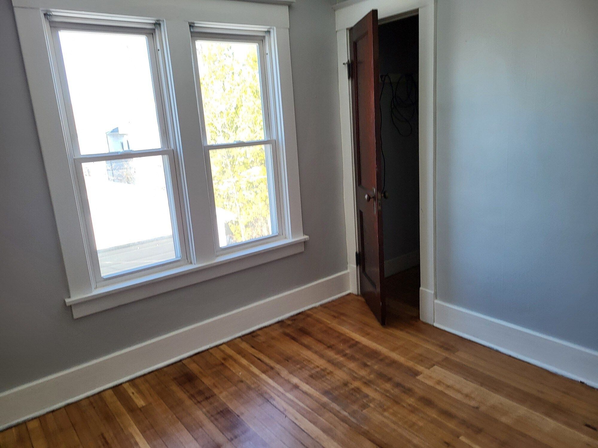 Building Photo - 227 Heath St