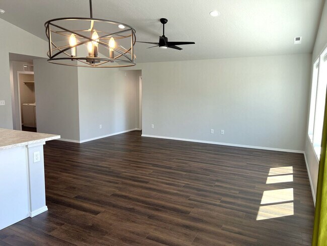Building Photo - Beautiful 4 bed 2 bath home in Star, locat...