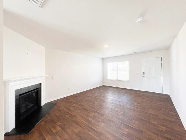 Building Photo - 127 Poplarville Dr