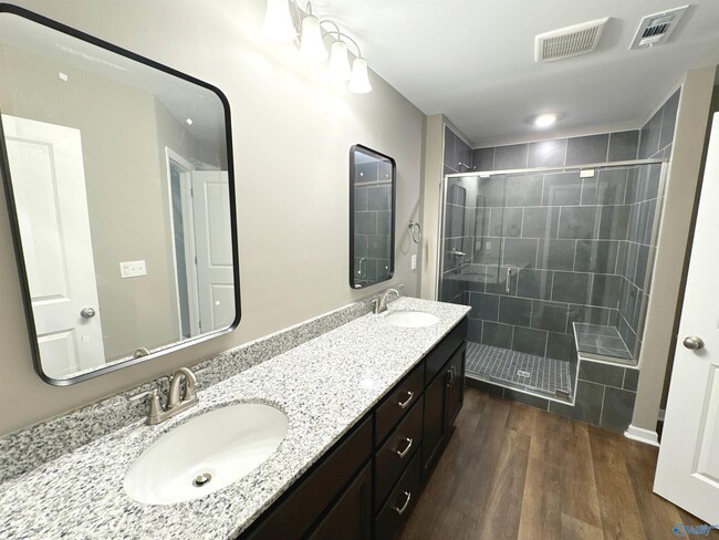 Building Photo - 228 Hibiscus Dr