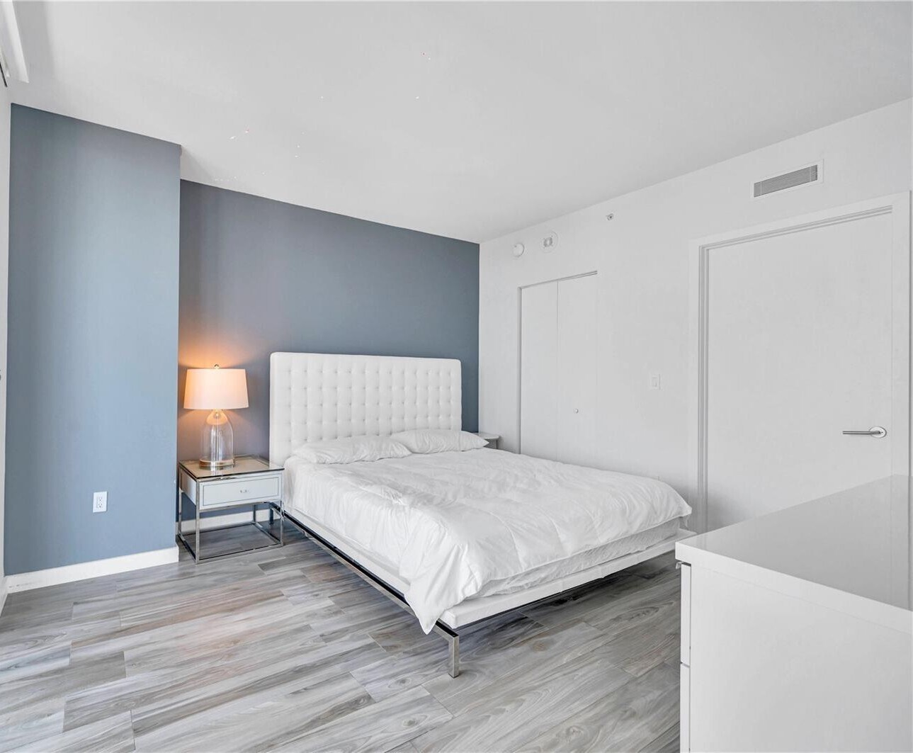 Building Photo - 1300 S Miami Ave