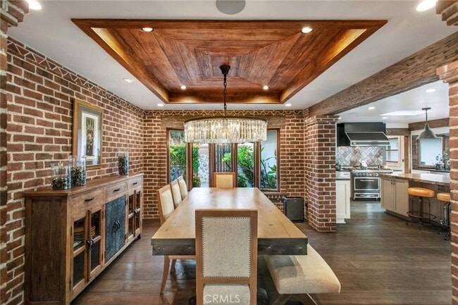 Building Photo - 27151 Mission Hills Dr