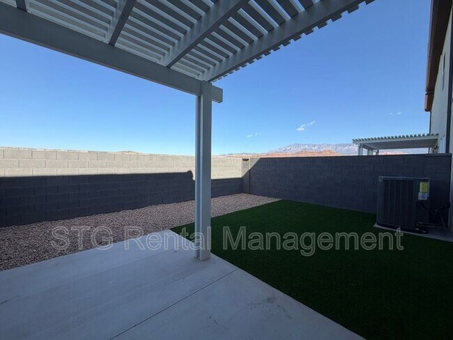 Building Photo - 1086 S 4380 W
