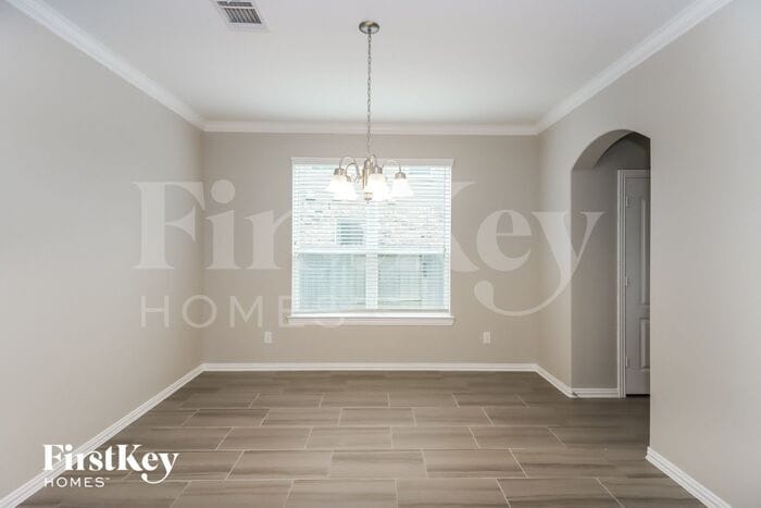 Building Photo - 10107 Stone Briar Dr