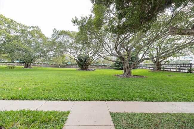 Building Photo - 8305 SW 72nd Ave