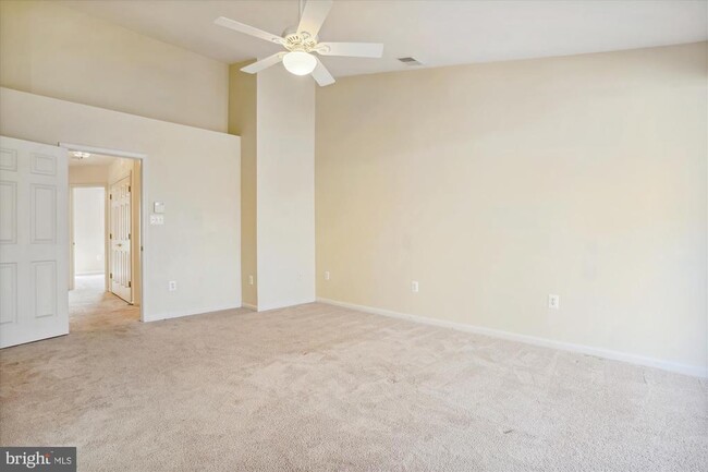 Building Photo - 8427 Carmela Cir