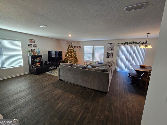 Building Photo - 108 Landing Blvd