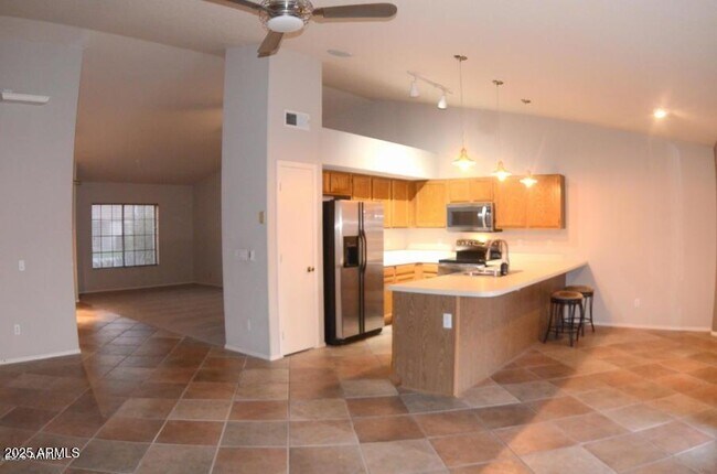 Building Photo - 837 N Sailors Way