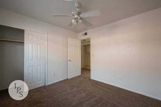 Building Photo - North West Fresno Home, 3BR/2BA, Lots of Amenities