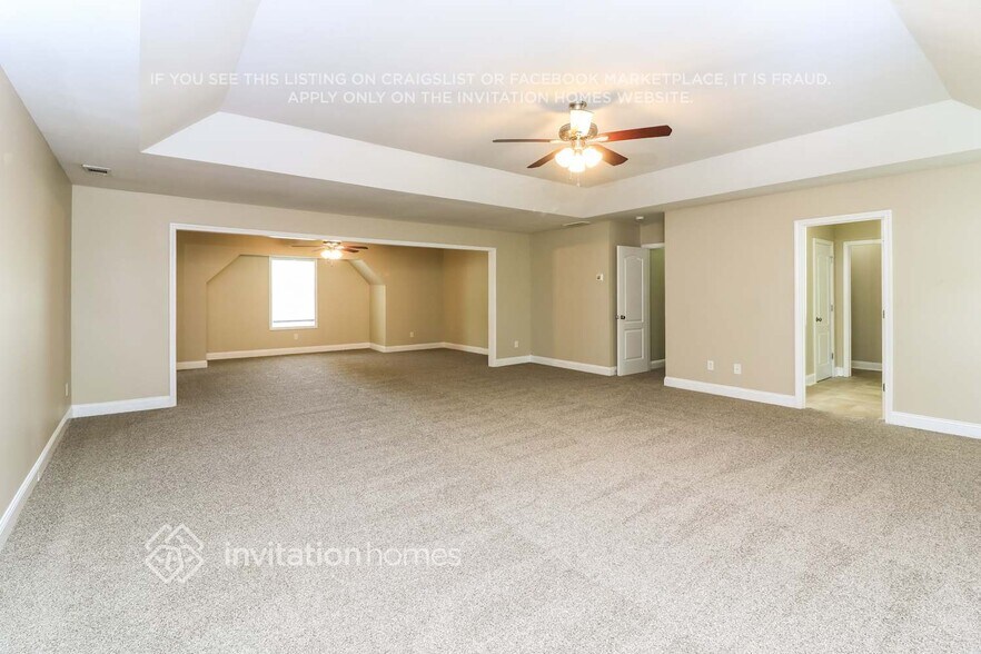 Building Photo - 5591 Hickory Stone Dr