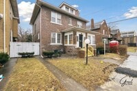 Building Photo - 4 Bedroom $1500