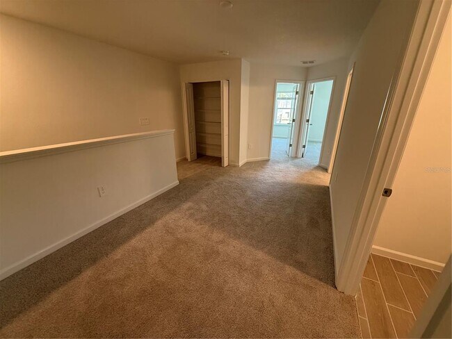 Building Photo - 3674 SE 37th Ct