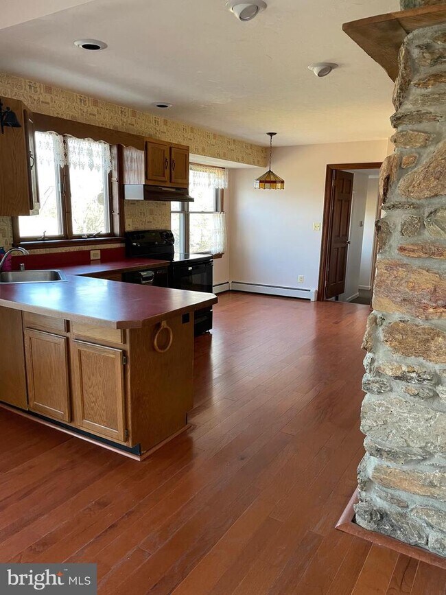 Building Photo - 5306 Trenton Mill Rd