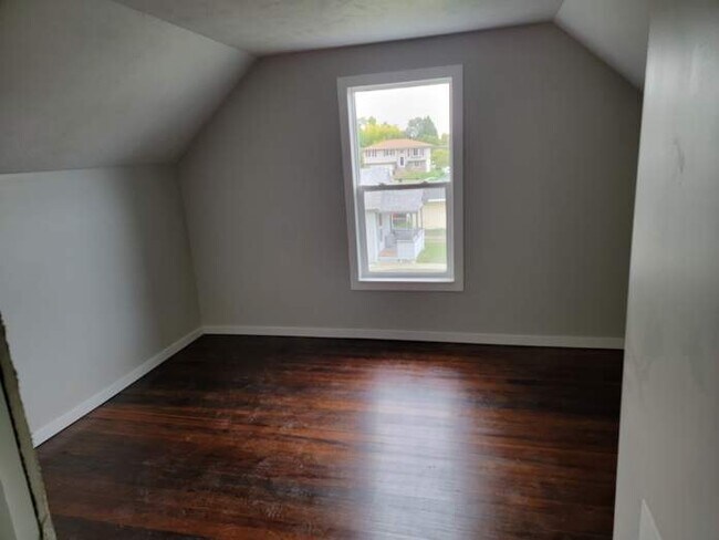 2nd Floor Bedroom #3 - 1700 Avenue D