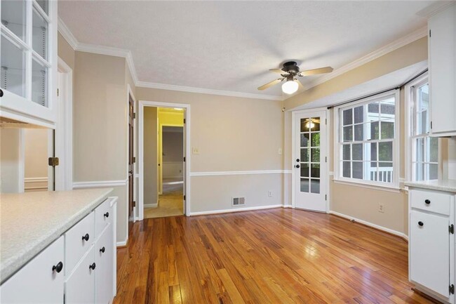 Building Photo - 3658 Chestnut Ridge Ct