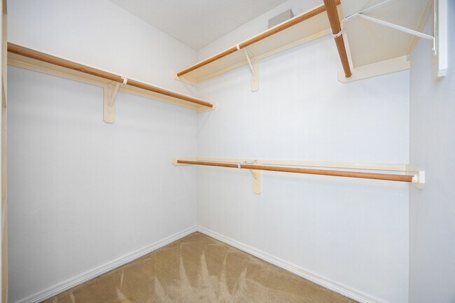 Building Photo - 1518 Bugle Run Dr