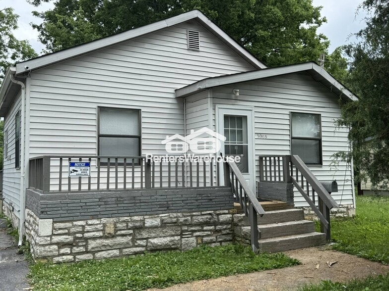 Primary Photo - 3008 Pasteur Ave