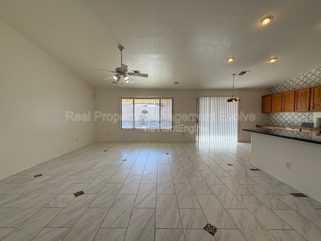 Building Photo - 9907 West Riverside Avenue