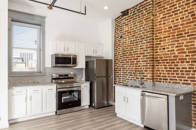 Building Photo - The Residences at 218 E Main St