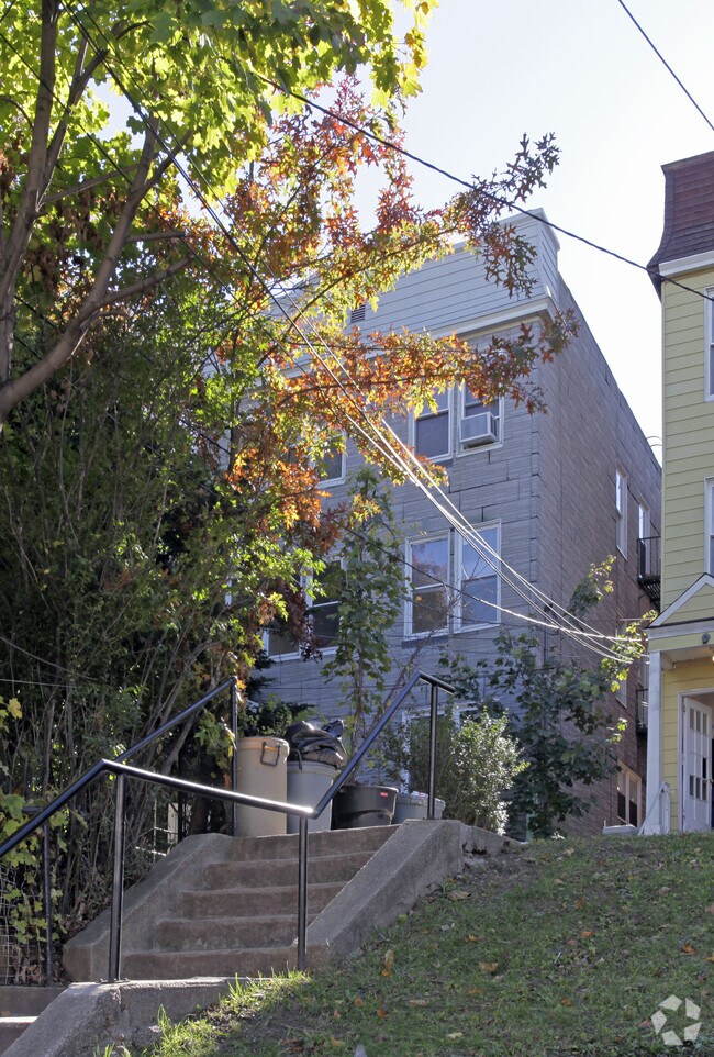Primary Photo - 223 Duncan Ave