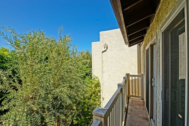 Building Photo - BRIGHT & AIRY, REAR-UNIT TOWNHOUSE W/ SPACIOUS PATIO, BALCONY & HUGE 2-CAR GARAGE IN GATED COMMUN...