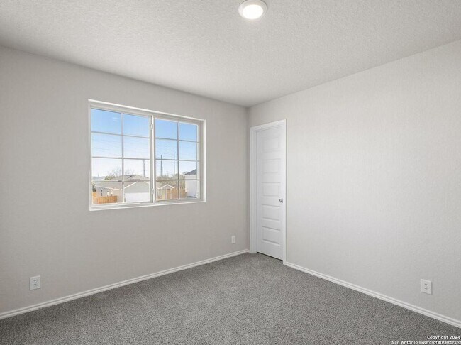 Building Photo - 2428 Dino Dr