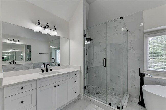 Building Photo - 10645 Honey Brook Cir
