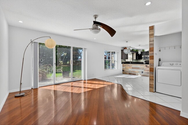 Building Photo - 7004 Galleon Cove Cir