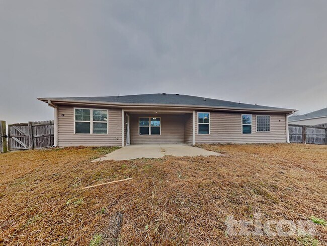 Building Photo - 295 New Castle Ln