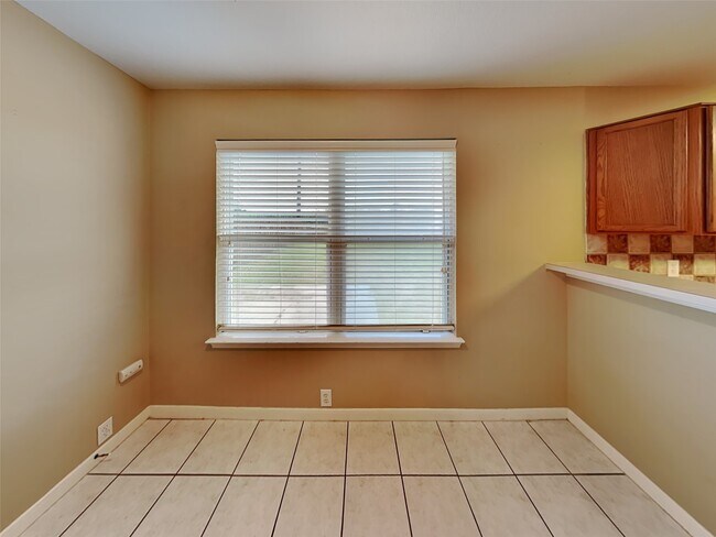 Building Photo - 11831 Brantley Haven Dr