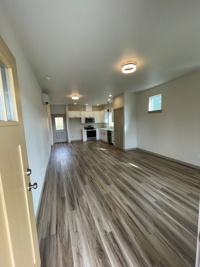 Building Photo - NEW HOME WITH RV PARKING! COME SEE YOUR NE...